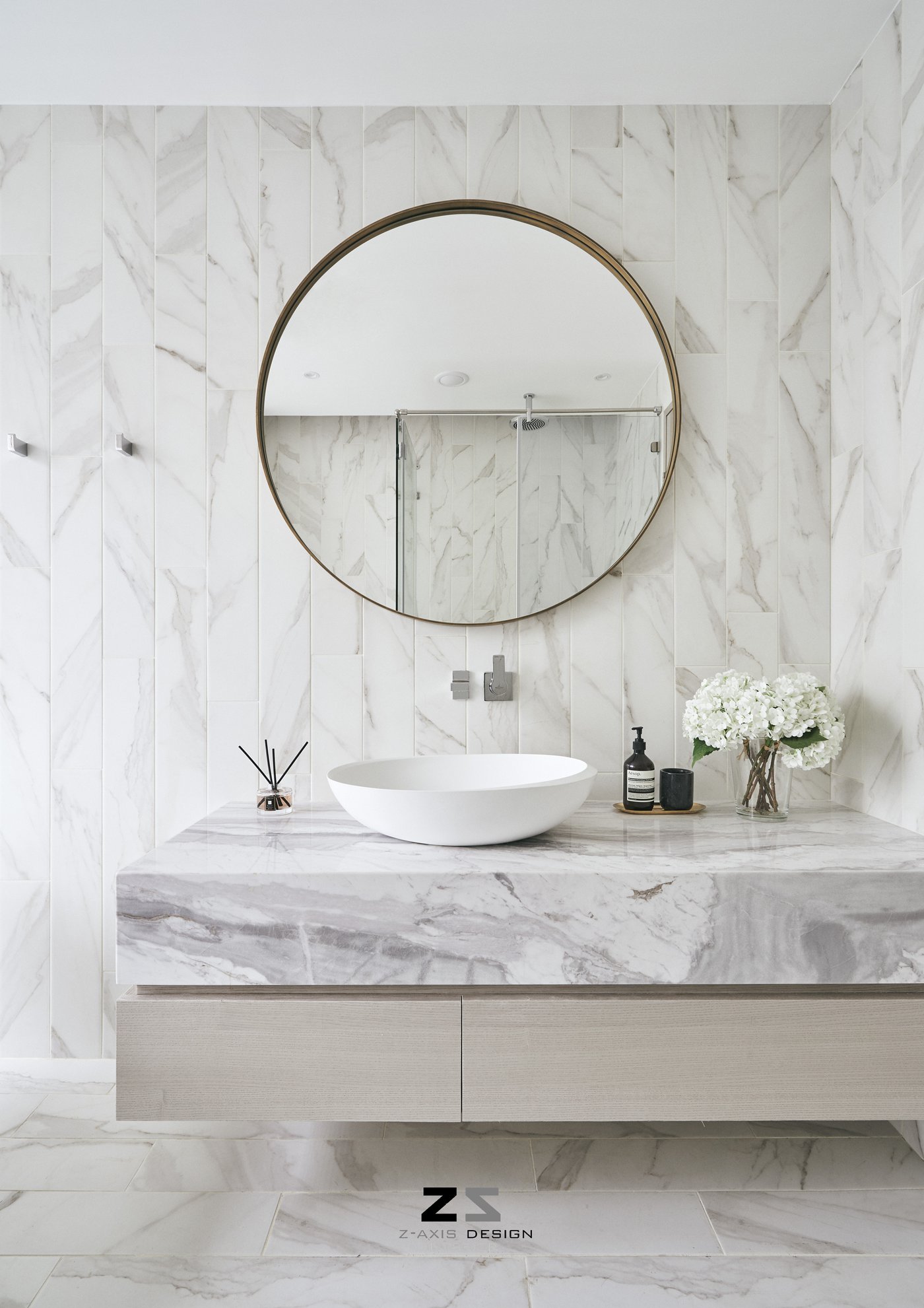 台中 L 宅 | 灰色调 Z 轴空间设计，双向沙发打造趣味动线-36