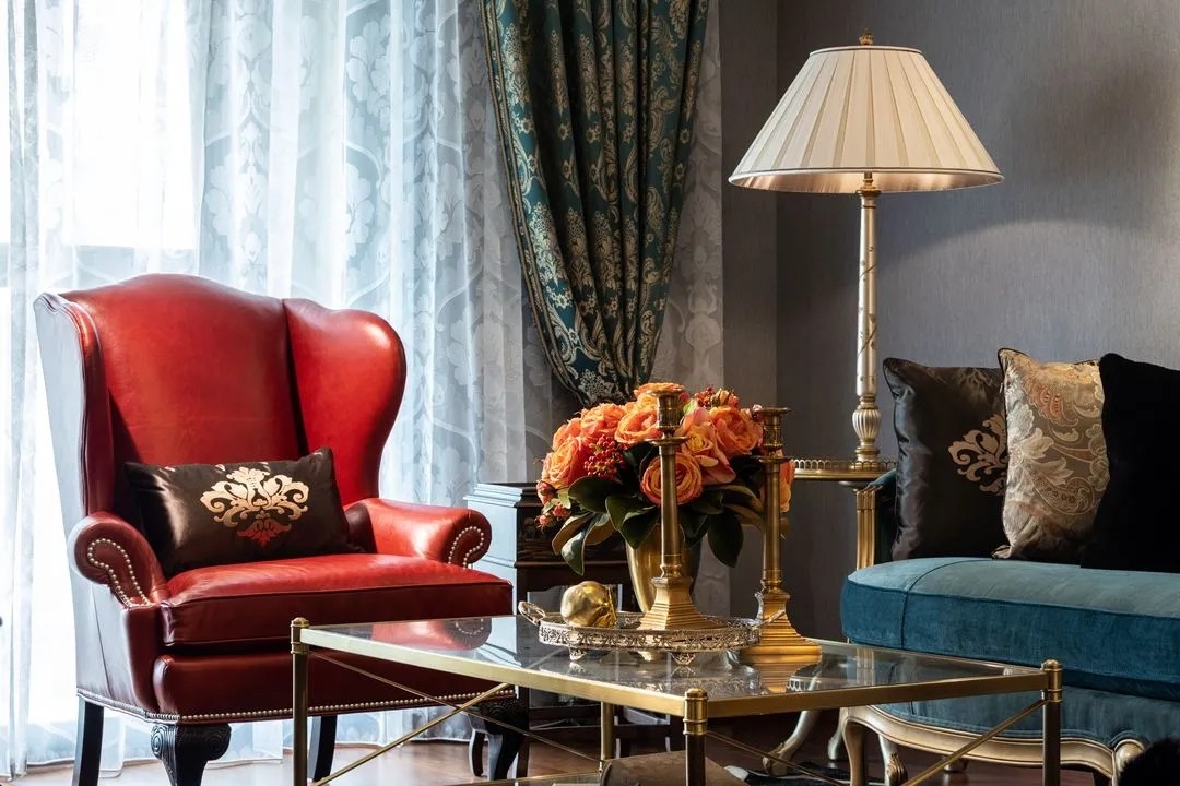 120㎡现代巴黎风情，色彩冲击与古典韵味的完美结合-0