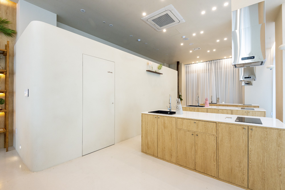 23 平米简约高雅的清新月洞穴工作室设计-7