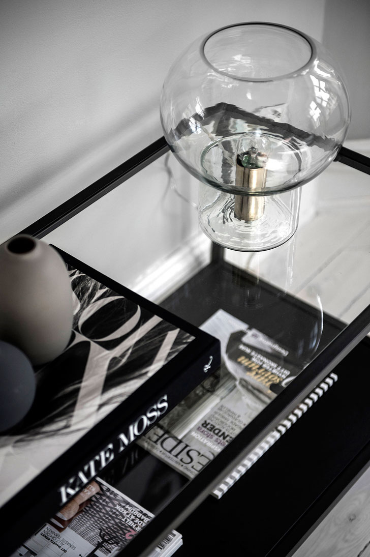 斯德哥尔摩魅力公寓，时尚色调与海景窗的完美结合-5