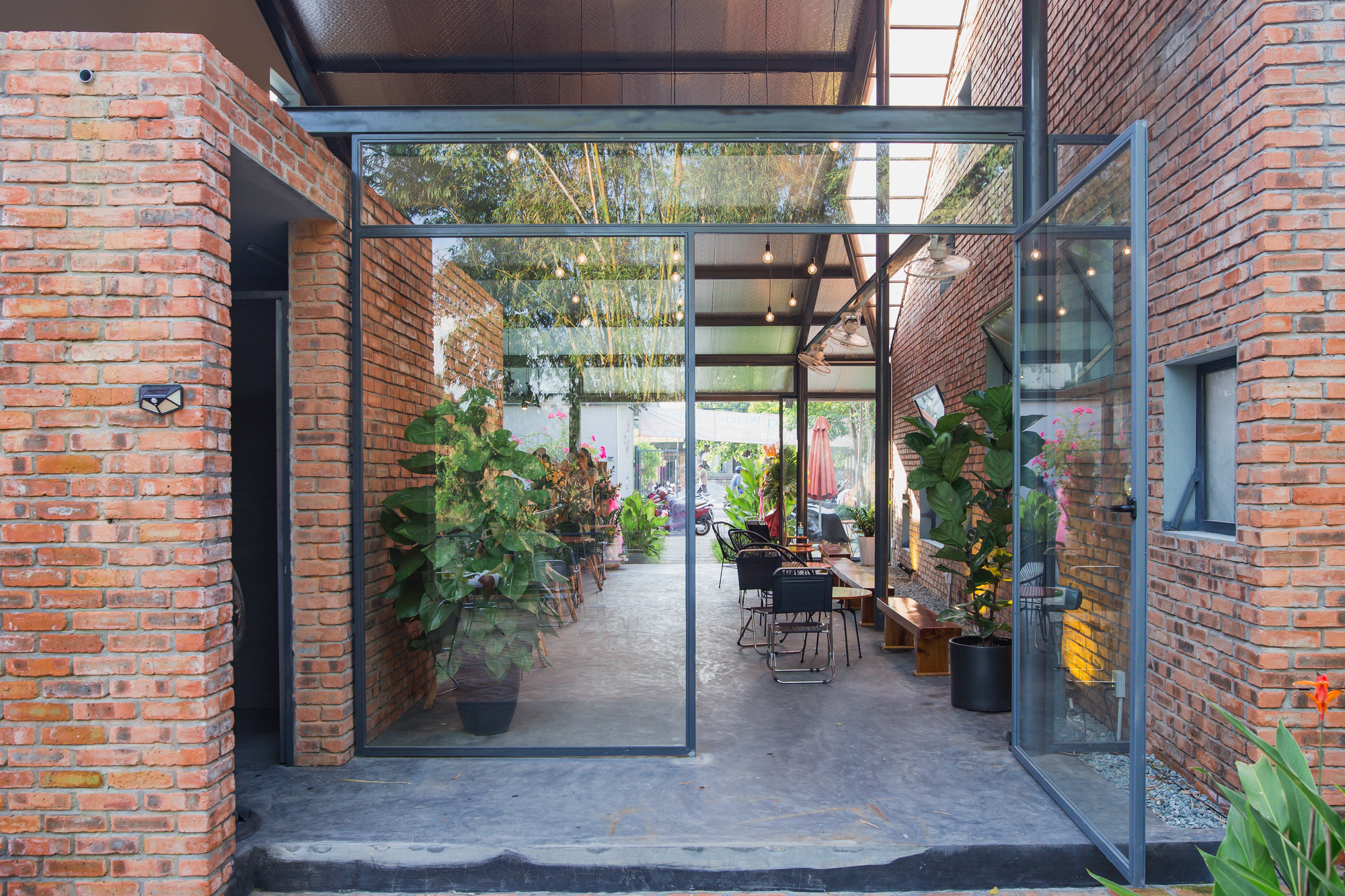 凯特的咖啡馆丨越南丨TON Architects-11