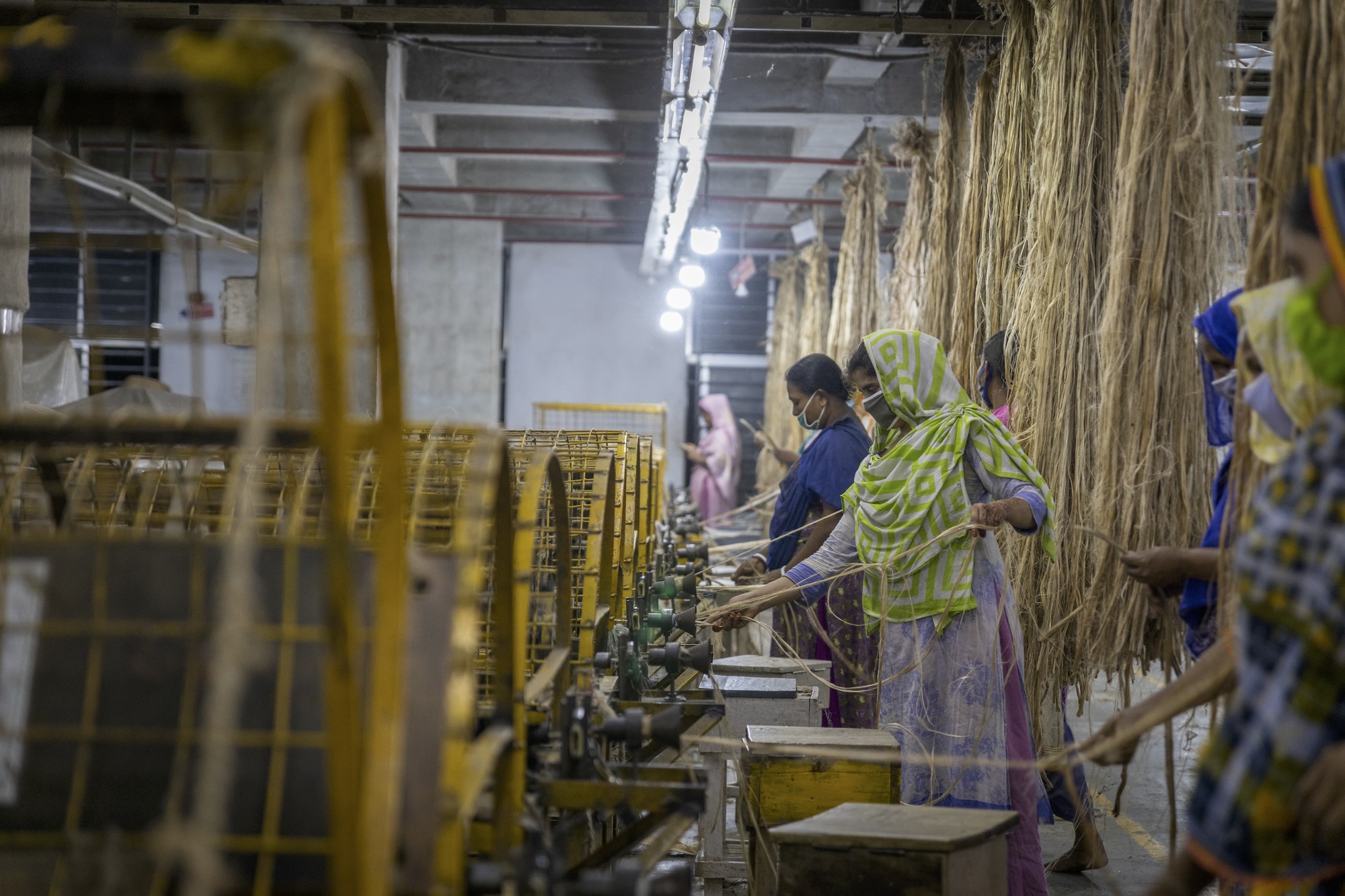 Green Field of Karupannya Rangpur Factory / Nakshabid Architects-39