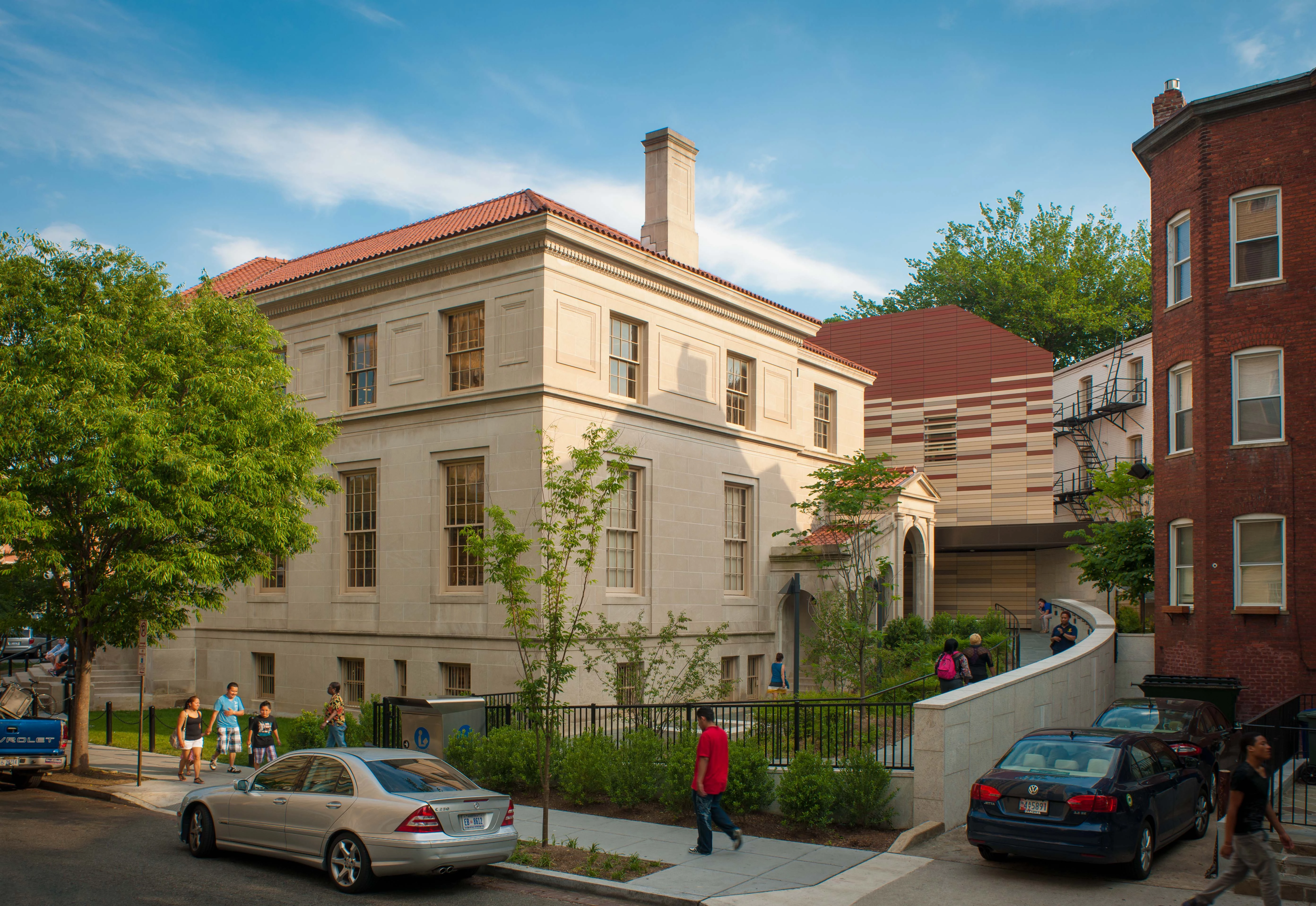 华盛顿特区 Mt· Pleasant 图书馆翻新-18