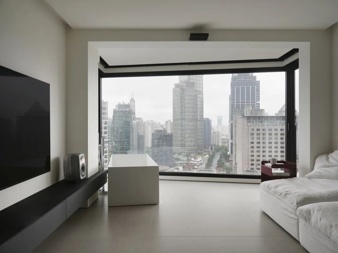 新作 · 躺在浴缸里,俯瞰整个南京路丨中国南京丨FF设计-20