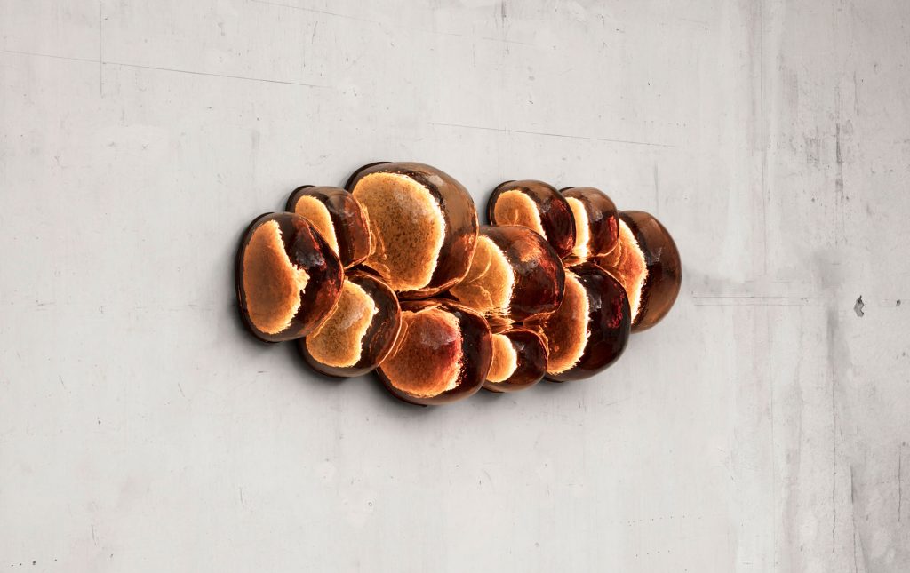 手工玻璃“金泡”灯饰,营造温暖琥珀色调空间-18