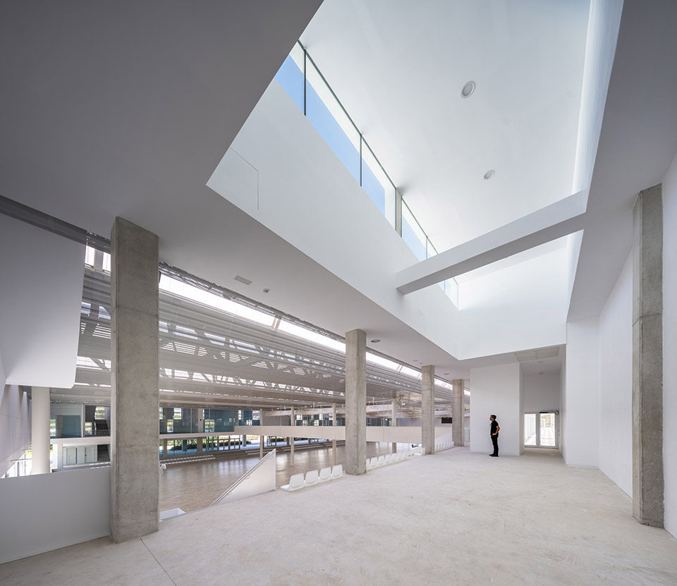 San Vicente del Raspeig 市政体育馆丨西班牙-32