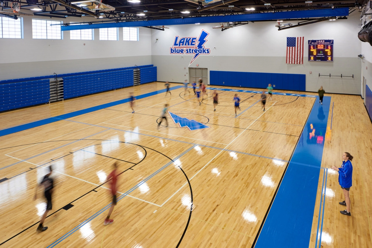 Lake Middle & High School 创新学习空间-23