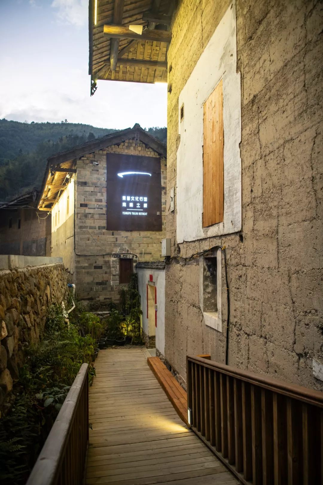 归隐深山，客家土楼变身为文化行馆-46