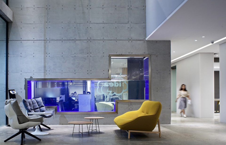 南京华泽传媒总部办公改造-16