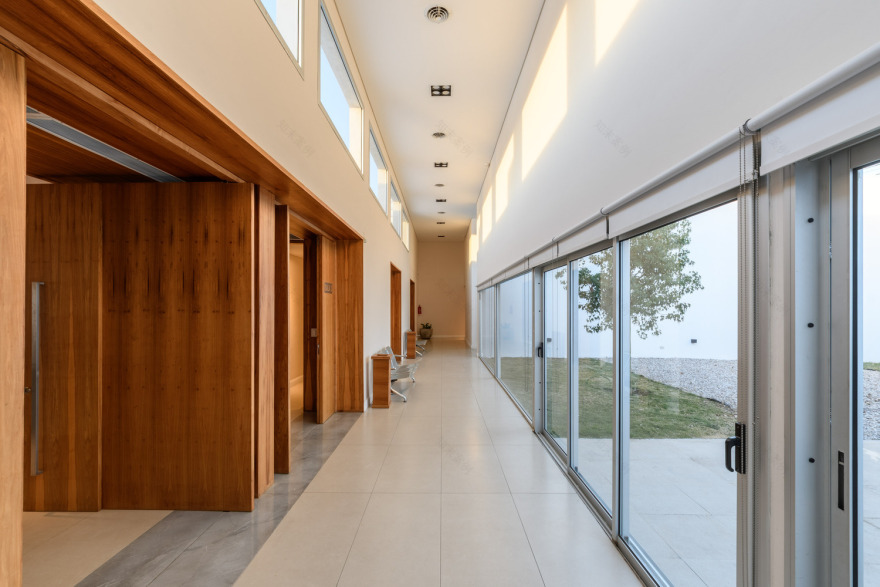 阿根廷 VR Rooms · 温暖与自然的丧葬空间丨Donnelly+Estévez Arquitectos-11