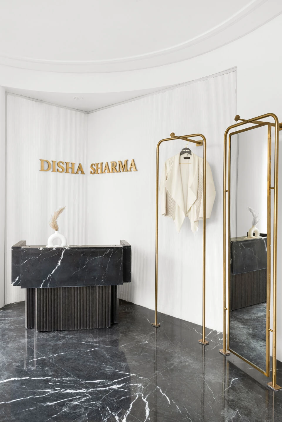 奢侈品服装精品店丨印度新德里丨The Melange Studio-22