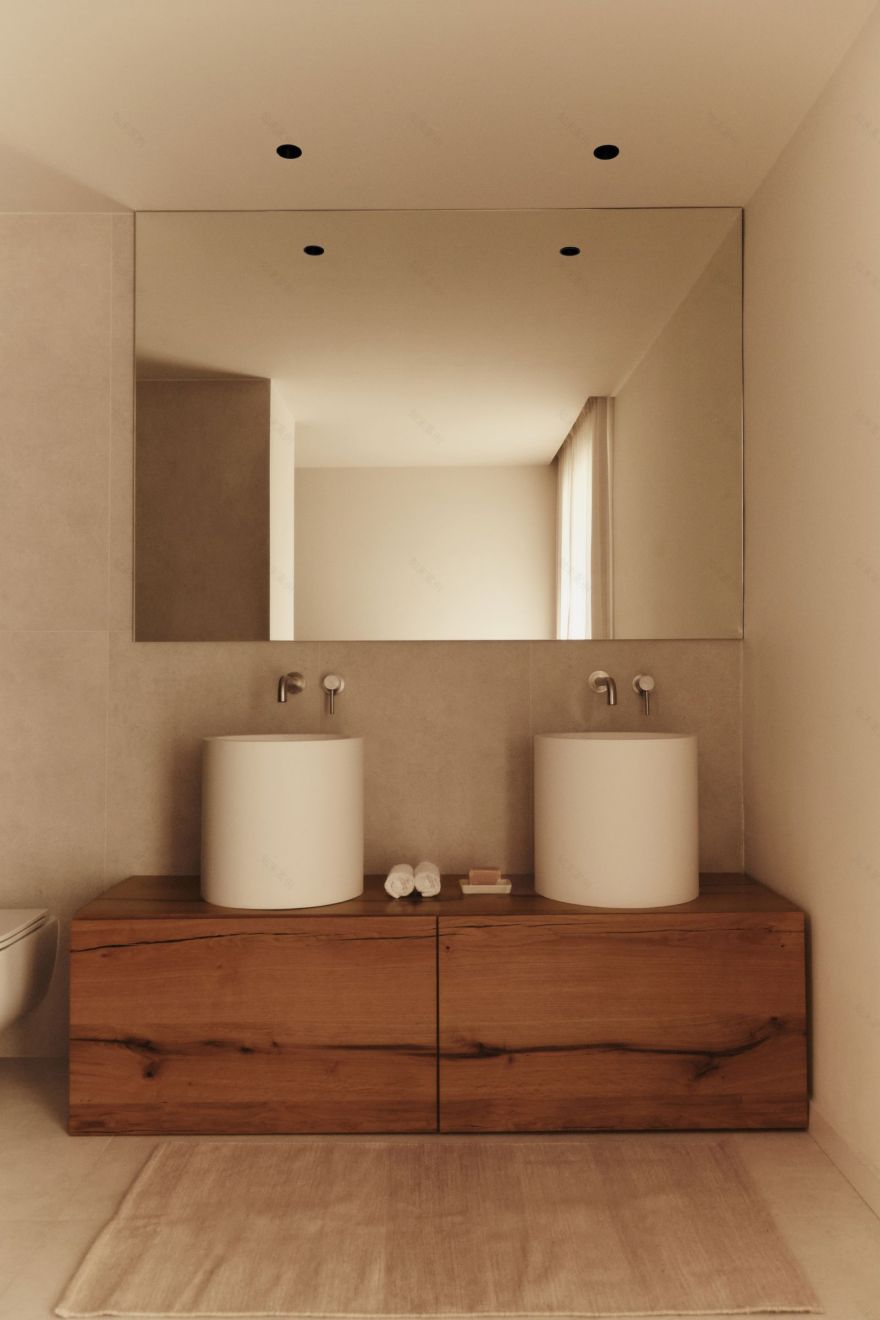 瓦伦西亚排屋改现代避难所住宅丨西班牙-29