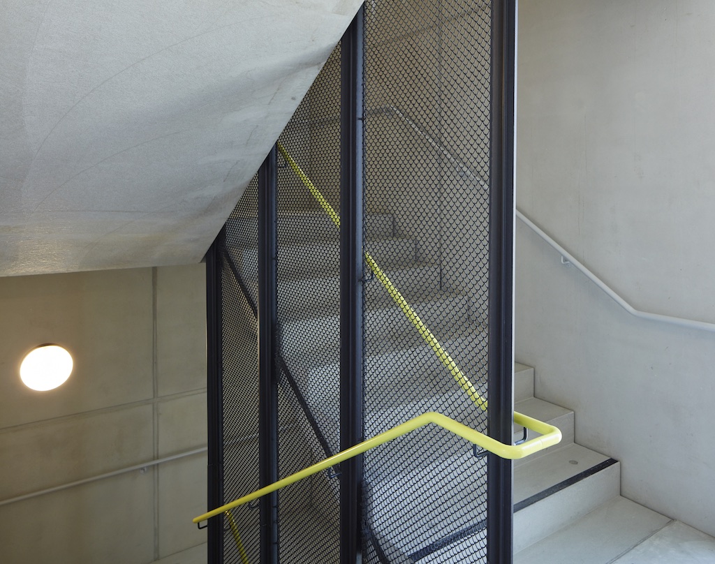 HERberge(难民家园)-23