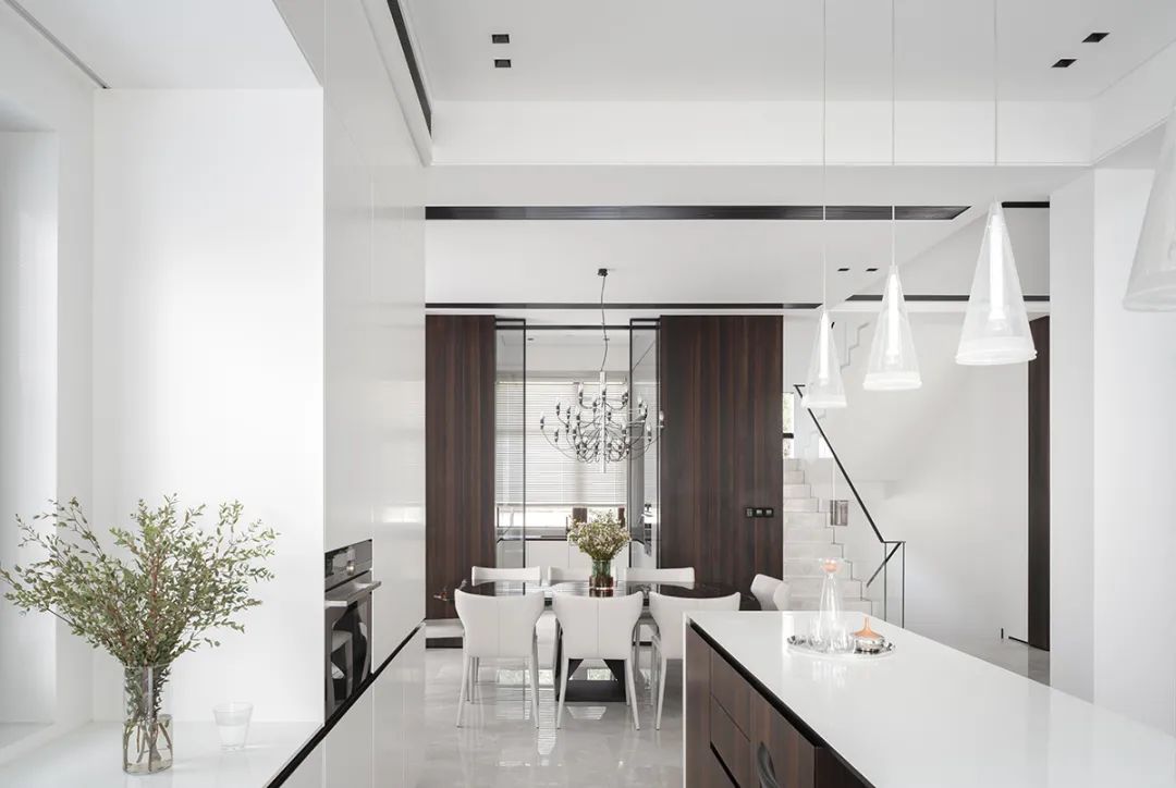 临湖一墅 · 自然诗意的宜居空间丨洛斌设计-35