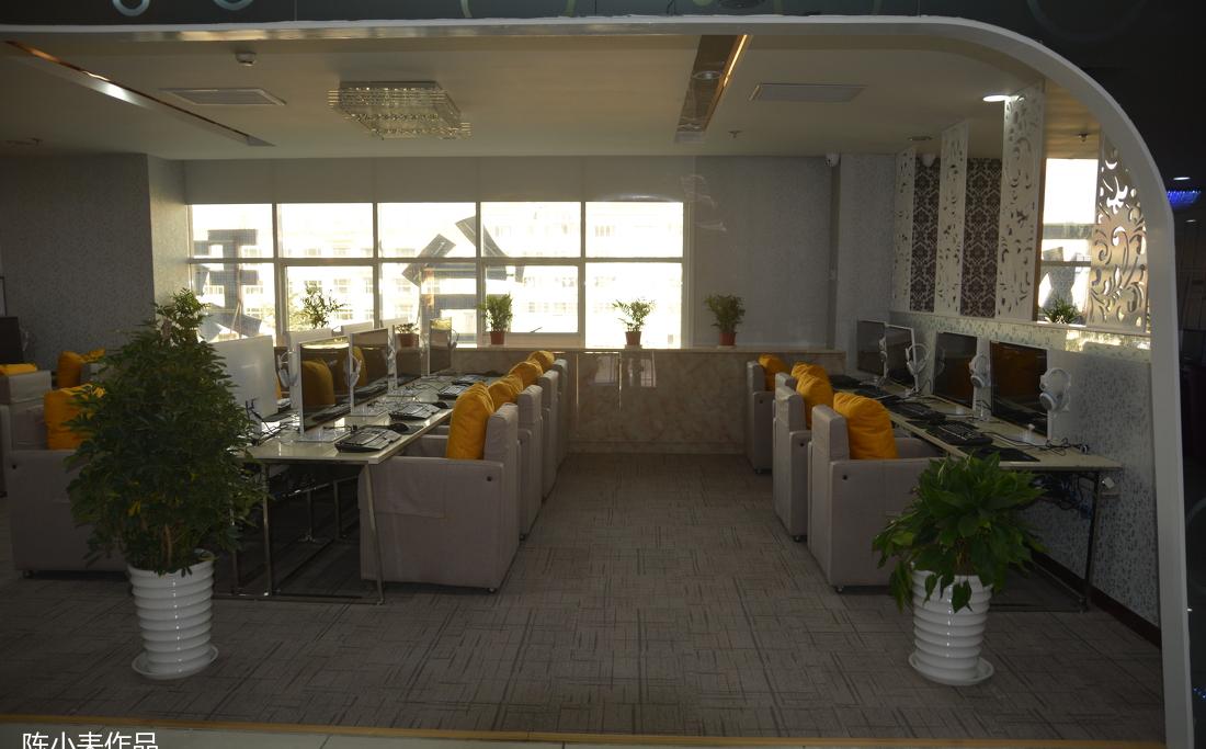 
网吧台球会所 -26