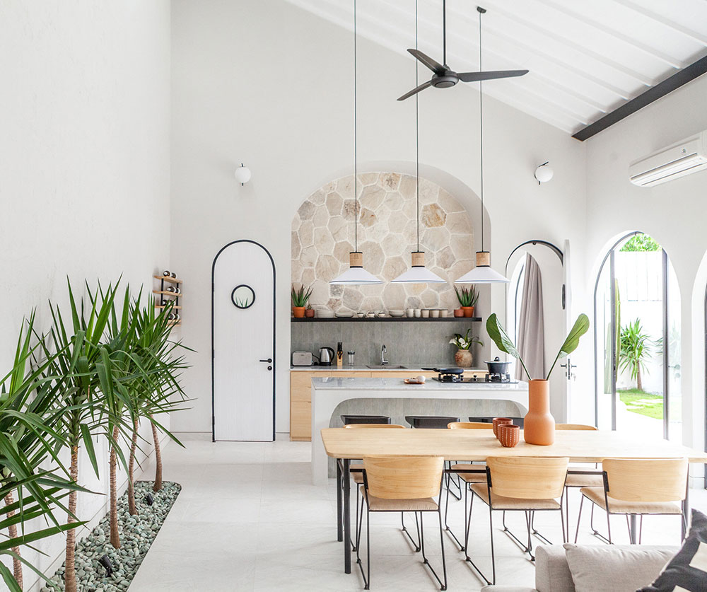 巴厘岛假日别墅 | 弧形与绿植的时尚设计-11