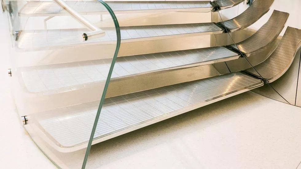 iPhone越来越"丑", 苹果店却越来越美-99