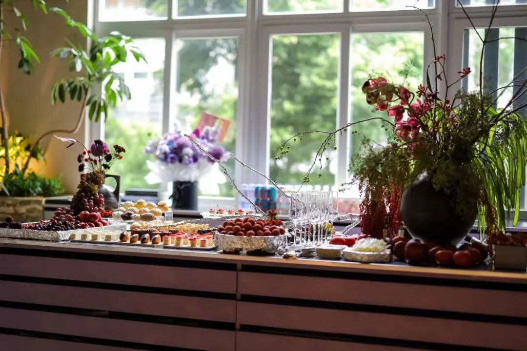 楼房花朵｜紫色宇宙，点亮新程-66