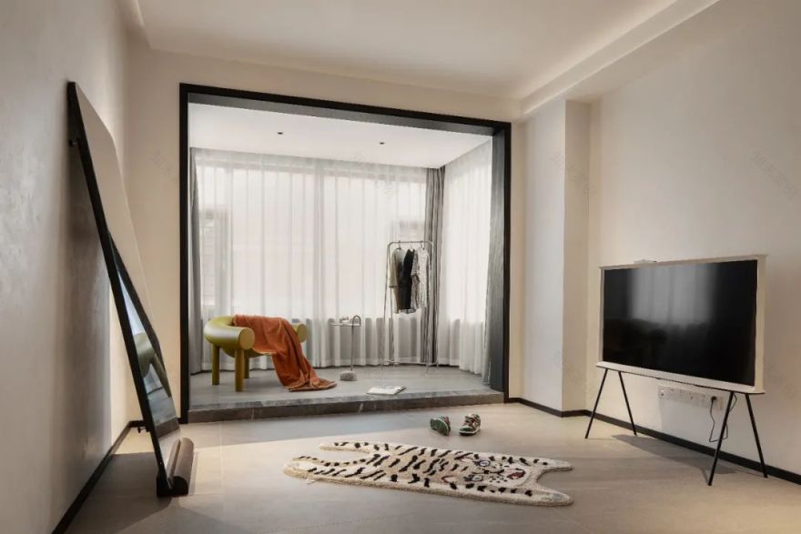 珠宝设计师的300㎡复式别墅,意式简约,美到极致!-75