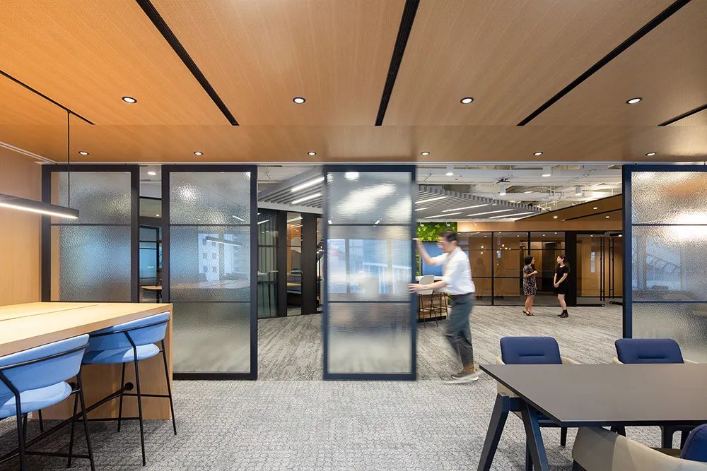 中国香港渣打银行观塘办公翻新丨Gensler-19