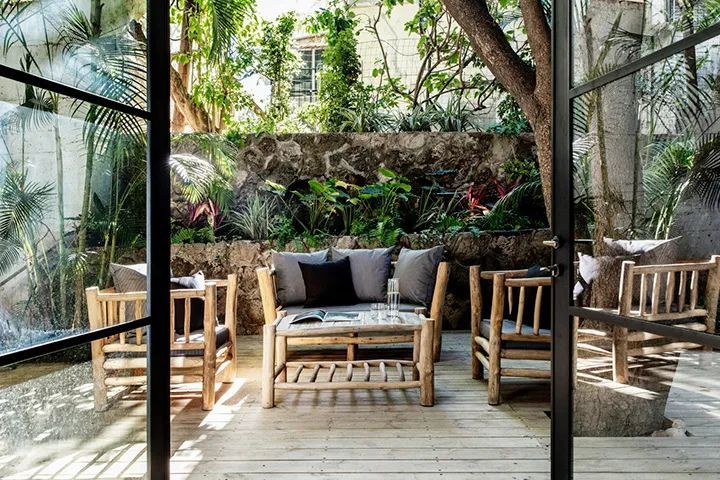 特拉维夫公寓改造,Qumra Capital 办公室的黑白极简魅力-31