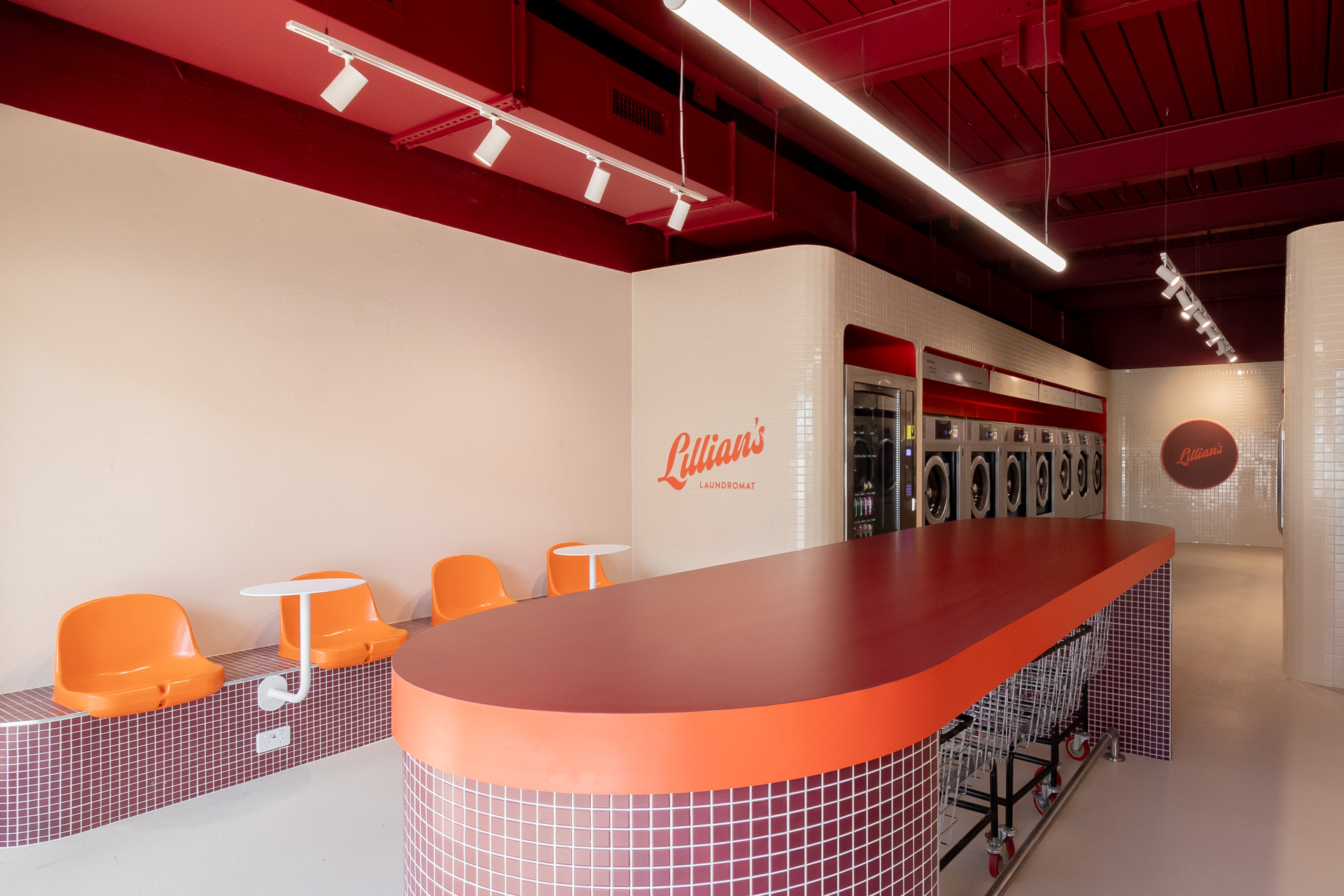 LILLIAN'S LAUNDROMAT-23