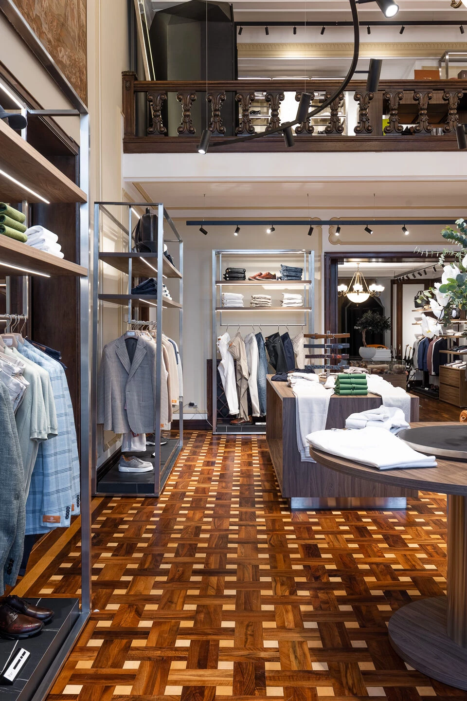 FLORENTINO DELURE 布加勒斯特展厅丨罗马尼亚布加勒斯特丨AB+Partners-27