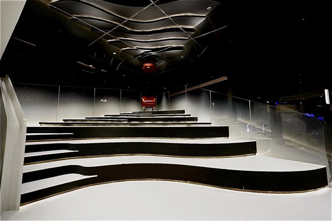 上海长颈鹿美语教育空间,演绎自然与教育的和谐共生-23