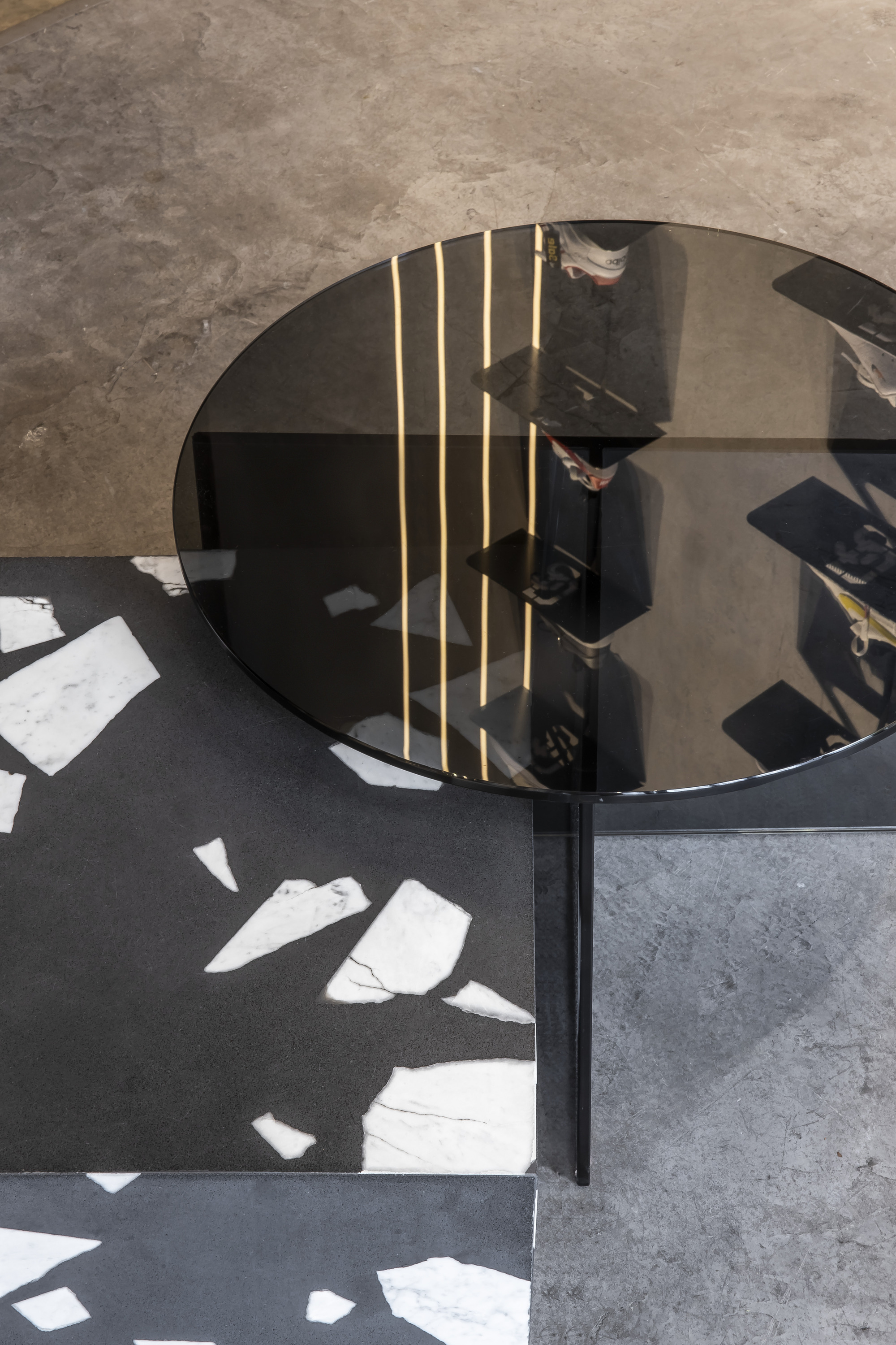 荷兰阿姆斯特丹运动鞋商店设计丨Barde + vanVoltt-37