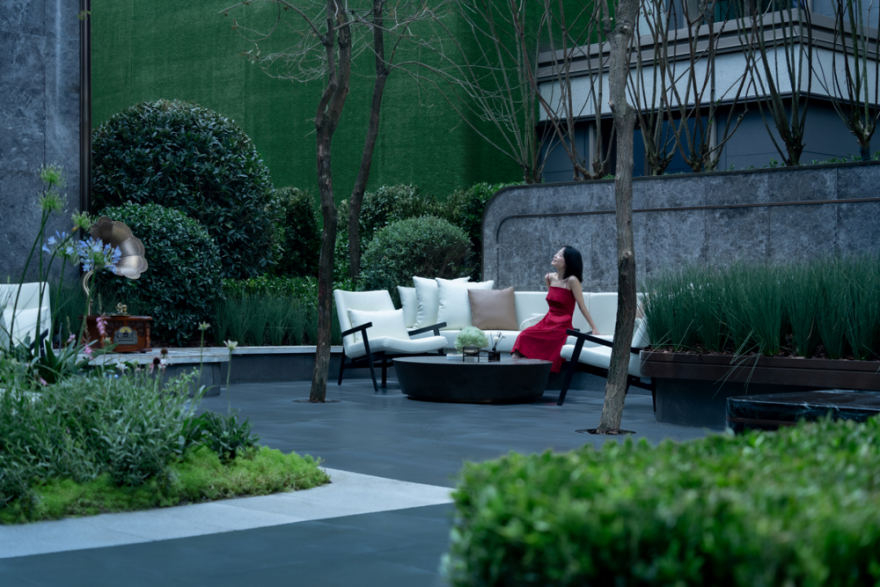 成都龙湖香港置地·瑰雲里景观设计丨中国成都丨重庆犁墨景观规划设计咨询有限公司-44