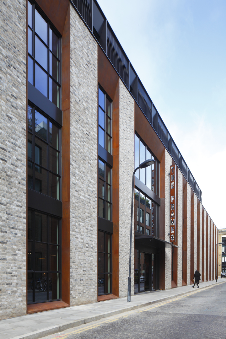 伦敦创意新地标——"The Frames"办公大楼-8