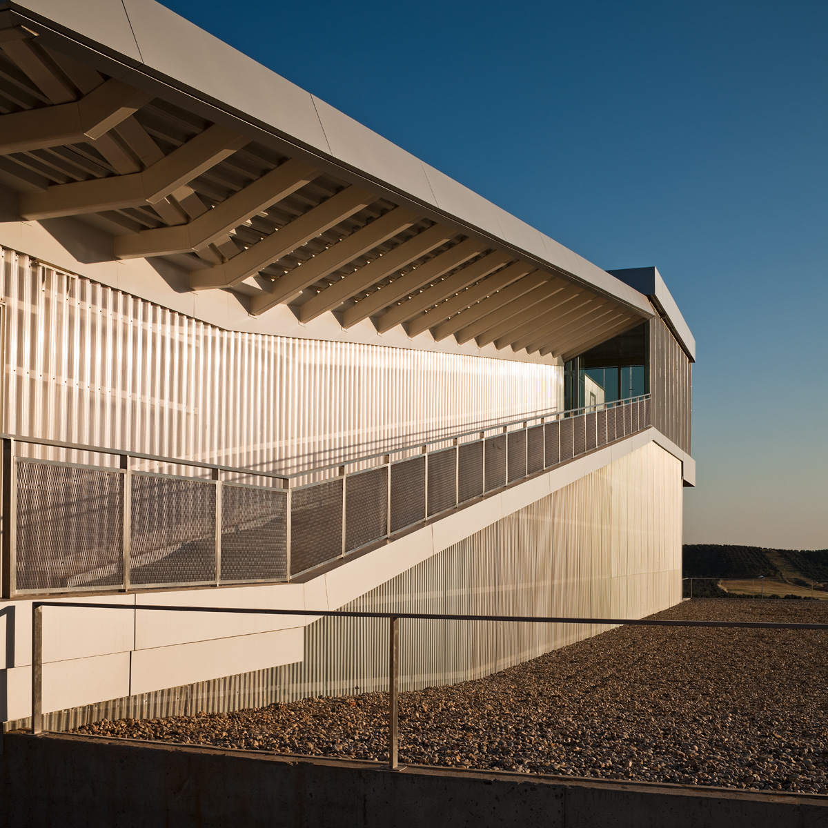 university sports hall-43