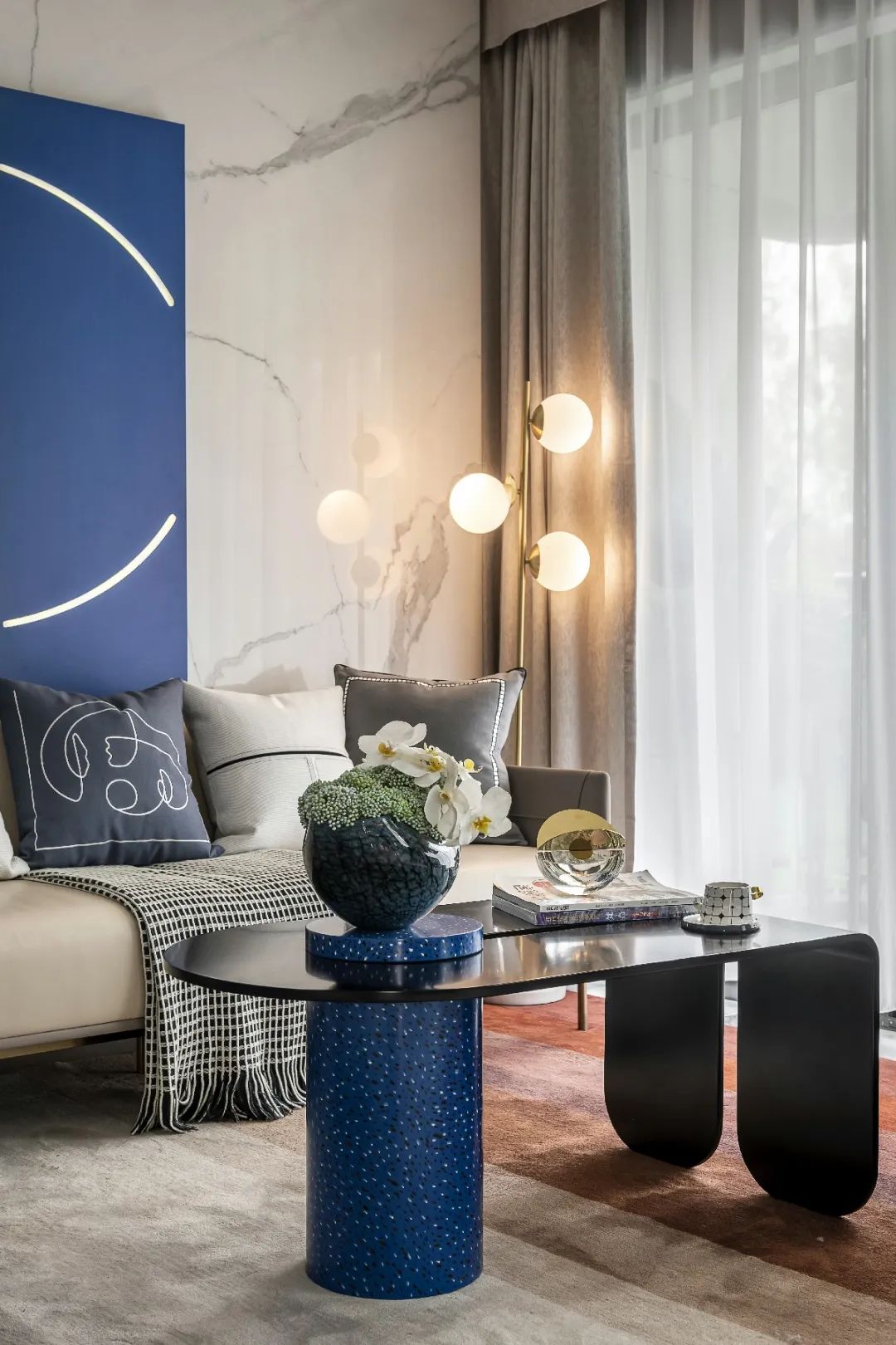 未来城高层 99 户型 | 克莱因蓝的现代艺术空间-14