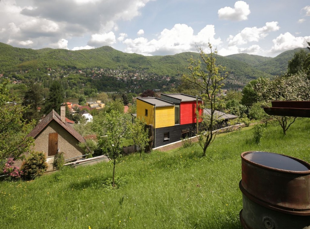 私人块状房屋项目（建在陡峭斜坡上）丨捷克丨3+1 architekti设计工作室-18