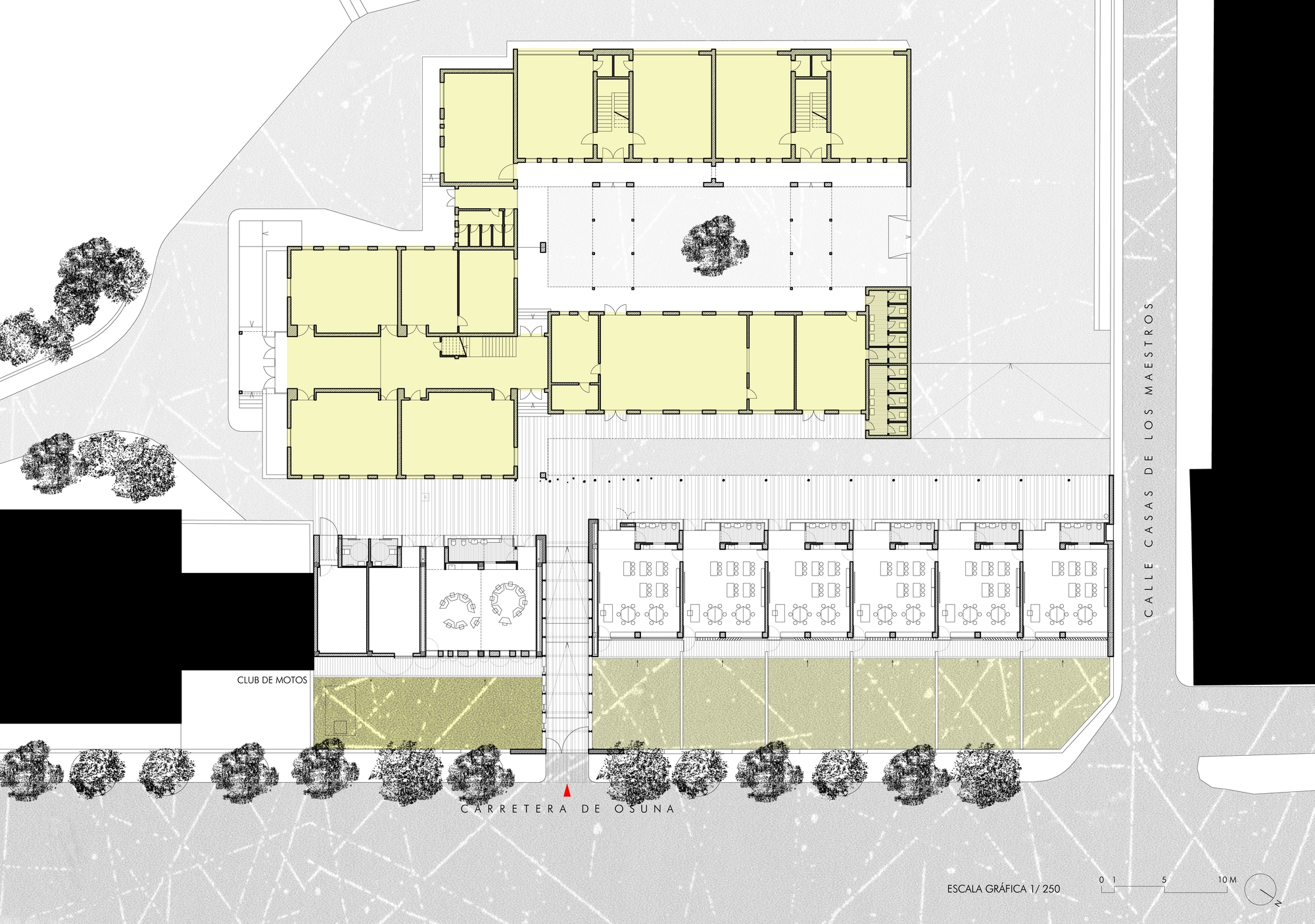 绿意盎然的山间学校 · Seville 省 El Saucejo 公立学校设计-4