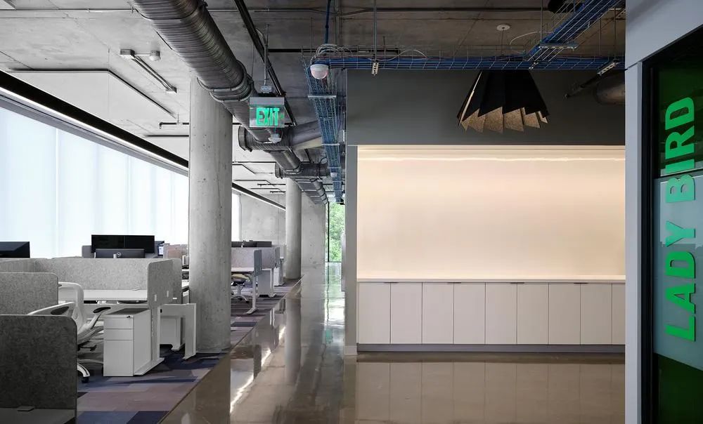 Waterloo Central · 极简精致工业风工作空间丨美国丨Runa Workshop-20