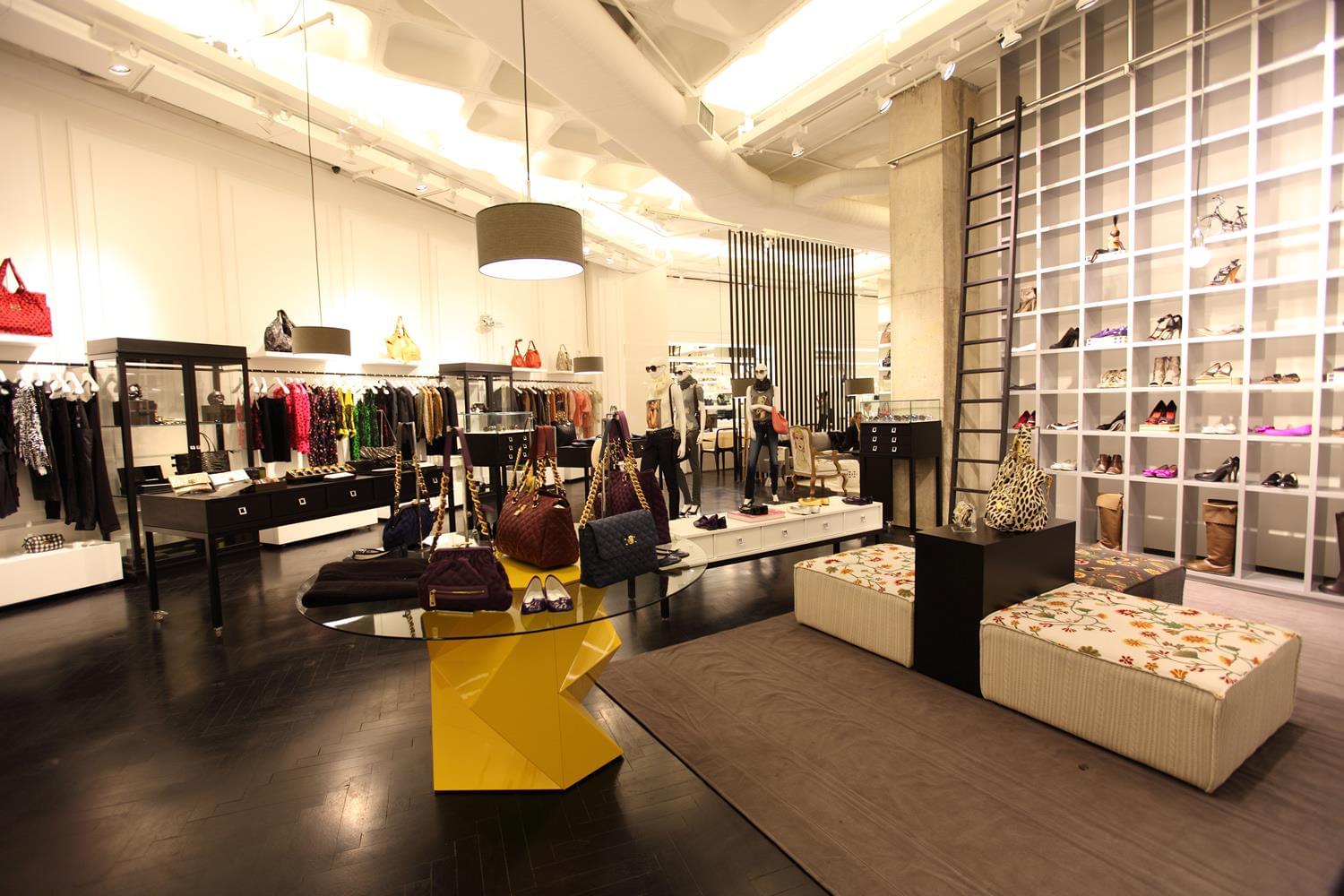 女性时尚店设计-8