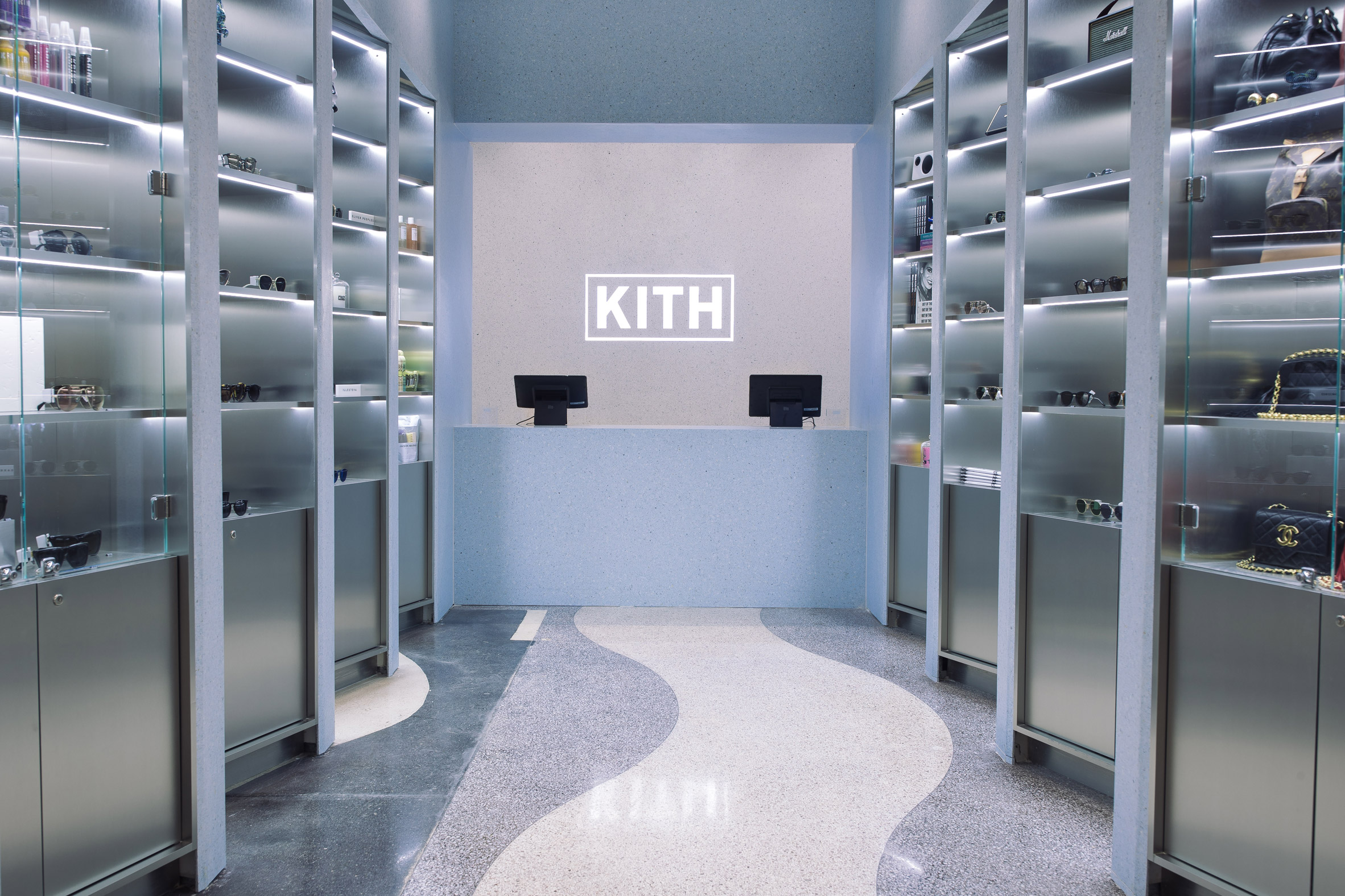 Snarkitecture 打造迈阿密 Kith 旗舰店 运动鞋墙成焦点-9