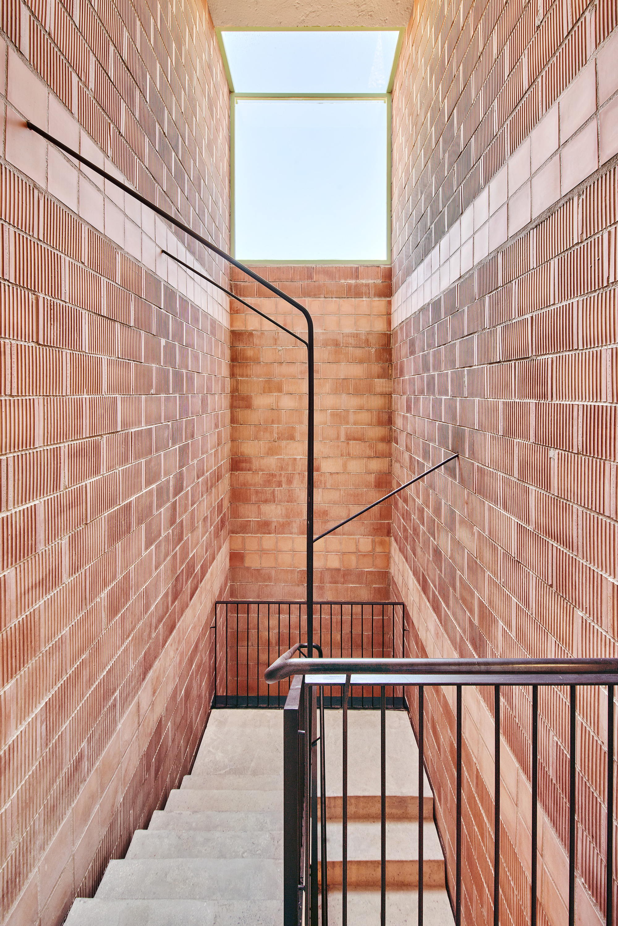 54 套社会住房丨西班牙-55