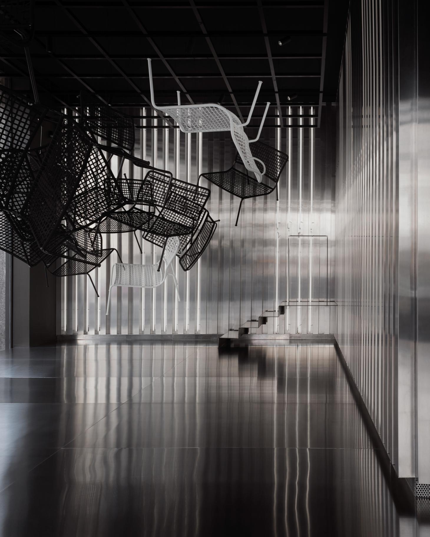 米兰 Living Divani 新空间 | 家具与艺术的交融-6