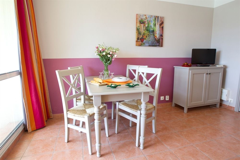 戛纳马德皮埃尔假期乡村俱乐部酒店 (Pierre - Vacances Premium residence-10