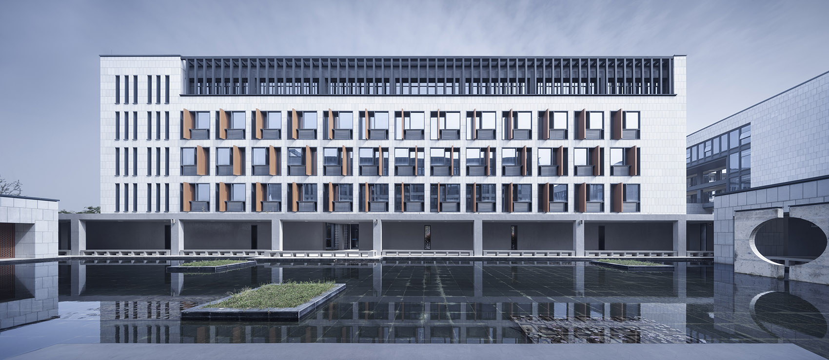 庭院深深 & 泰州中学新校区 / 华南理工大学建筑设计研究院-35