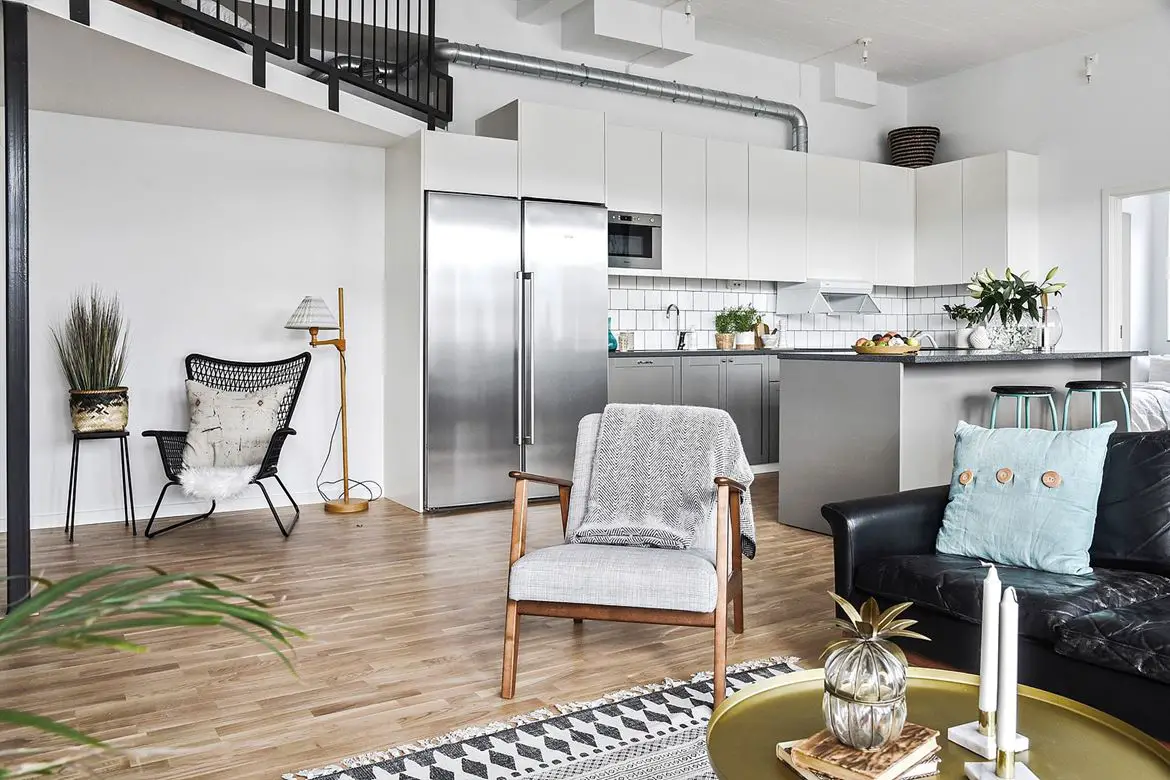 瑞典混合泳 44-25