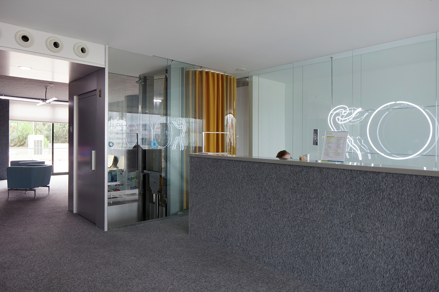 葡萄牙牙科诊所设计 | 个性化的医疗环境-39