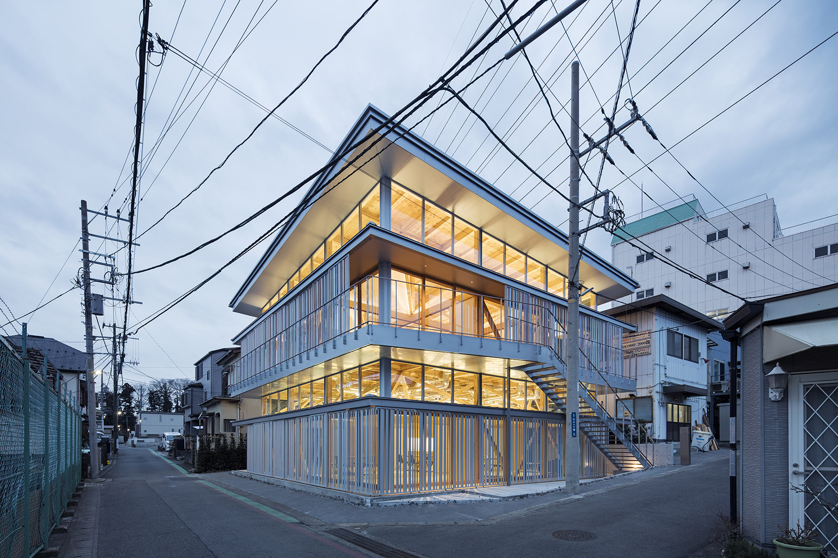 百变空间 & 工厂改造的多功能社区中心，日本 / Aki Hamada Architects-99
