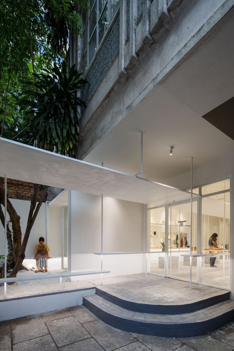 越南陶器店创意展示空间丨越南胡志明市丨Sawadeesign Studio-45