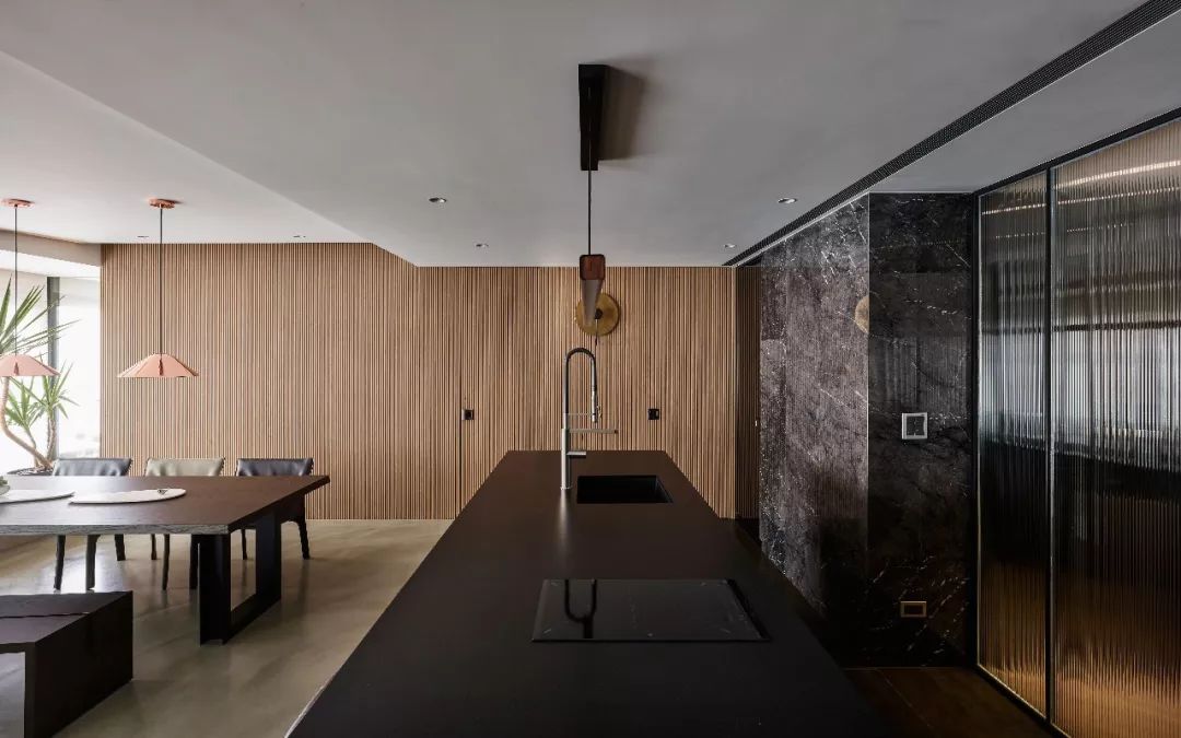 现代精致混搭风的居住空间-16