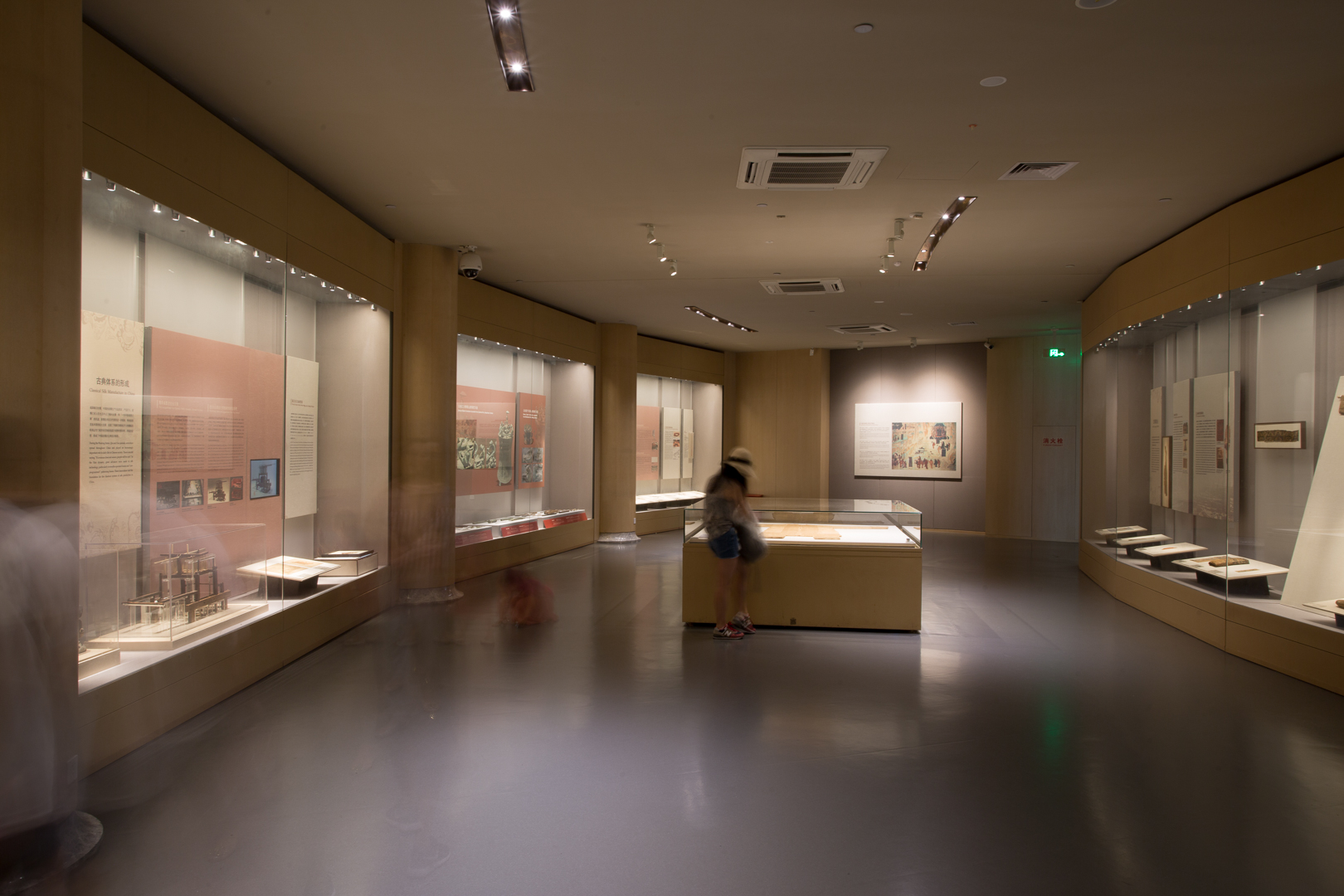 展柜案例 博物馆展柜 四川克里克-2