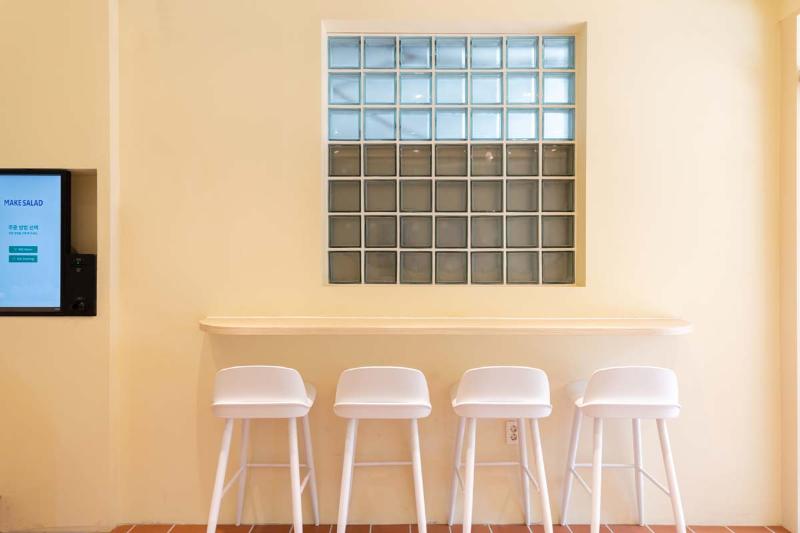 简约 10 坪美式餐厅 精致瓷砖地板设计-9