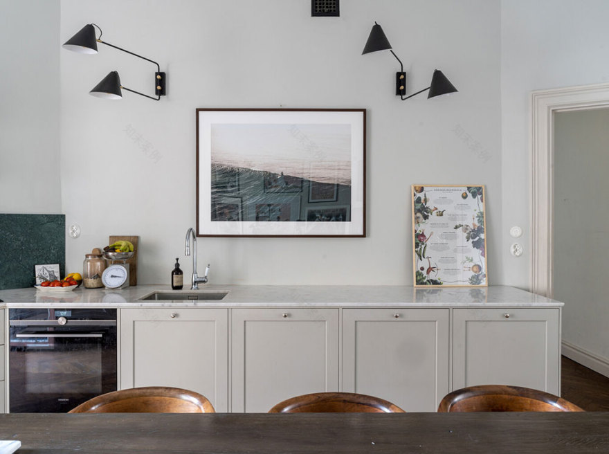 斯德哥尔摩公寓优雅图书馆设计-16